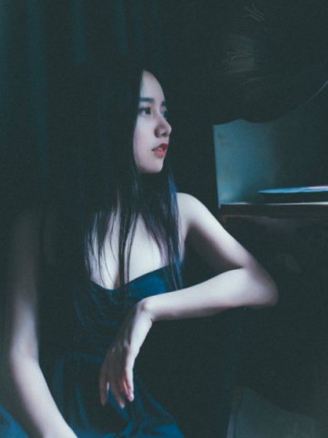我的忧伤你不懂唯美女生摄影