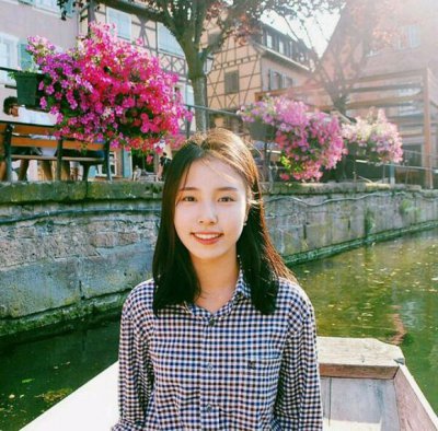 面朝阳光唯美美女摄影