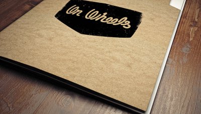 自行车店品牌On wheels标识设计欣赏