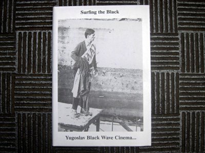 书籍《Surfing the Black》版式内页设计欣赏