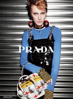 Prada（普拉达）2024广告摄影大片