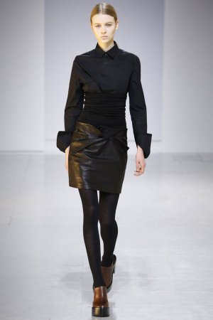 Chalayan（卡拉扬）2024巴黎时装周女装秀