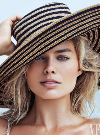 Margot Robbie 演绎《Vanity Fair》时尚杂志大片