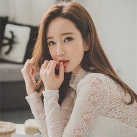 女生亚麻色头发图片 没有什么美得过亚麻色