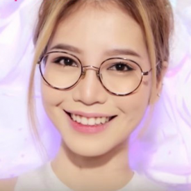 戴眼镜的女生怎么化妆 灵动眼镜妆教程