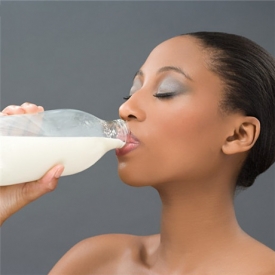 牛奶和豆浆哪个营养价值高 两者一起饮用才最好