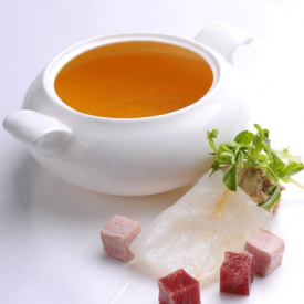坐月子吃公鸡好还是母鸡好