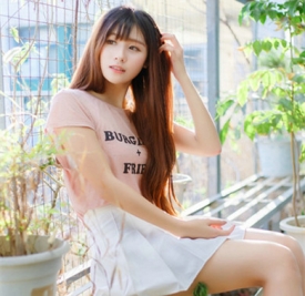女生烫发发型 时尚烫发染发让你更有魅力