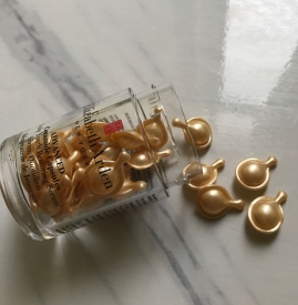雅顿金胶白天可以用吗 用对时间很重要