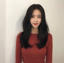 女生长头发图片 气质长发怎能让人不爱