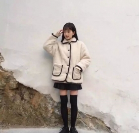 矮个子女生冬季穿衣搭配图 学生休闲风搭配