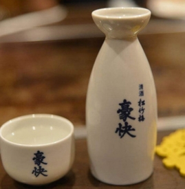 吃火锅能喝白酒吗 吃火锅时喝什么好