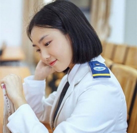 不烫不染的女生短发发型 原来自然短发可以这么美