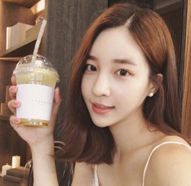 显气质的发型 怎么剪都很美腻