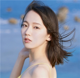 安耐晒和苏菲娜哪个好 安耐晒和sofina哪个好