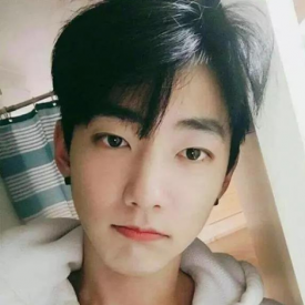 男生秋冬剪什么发型好看 男生秋冬韩式发型短发
