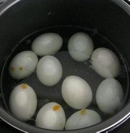 咸鸭蛋煮多久能熟 咸鸭蛋煮熟要多久