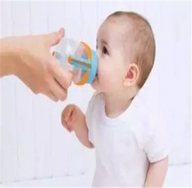 宝宝咳嗽可以吃肉吗 关于宝宝咳嗽的正确饮食介绍