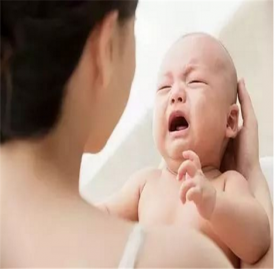 宝宝总是哭闹怎么办