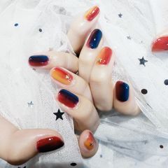 方圆形红色蓝色橙色手绘渐变竖形渐变款美甲图片美甲款式