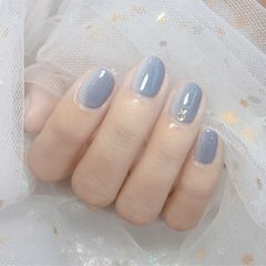 圆形日式竖形渐变蓝色灰色美甲图片美甲款式