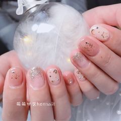 圆形日式可爱星月美甲图片美甲款式