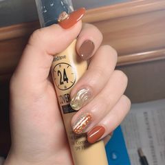 橙色圆形跳色水波纹美甲图片美甲款式