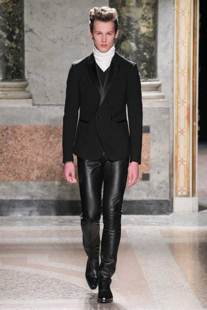 Roberto Cavalli 2024米兰时装周男装发布会