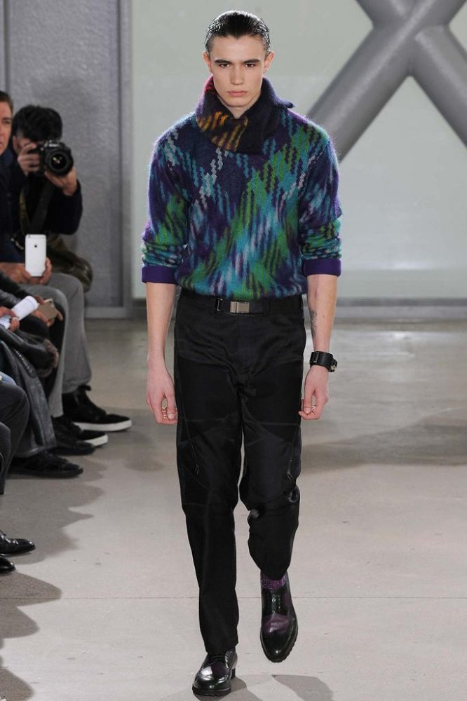 Issey Miyake 2024巴黎时装周男装发布会
