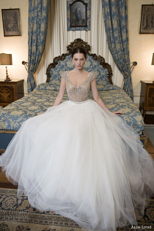 Alon Livne White 2024婚纱礼服系列