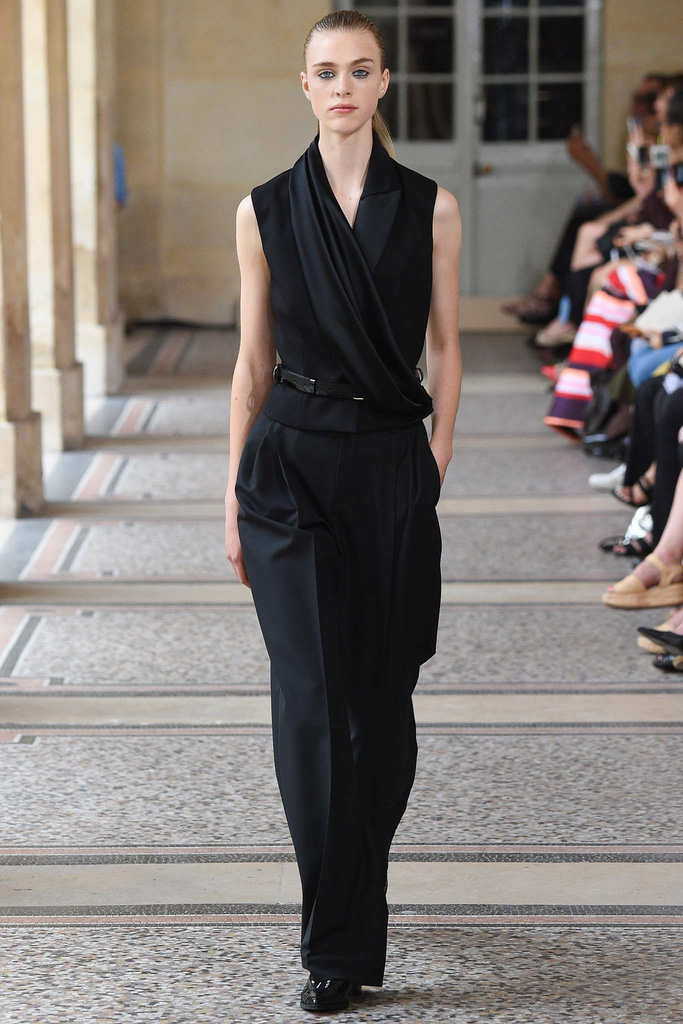 Bouchra Jarrar（布什哈·加拉尔）2024巴黎时装秀