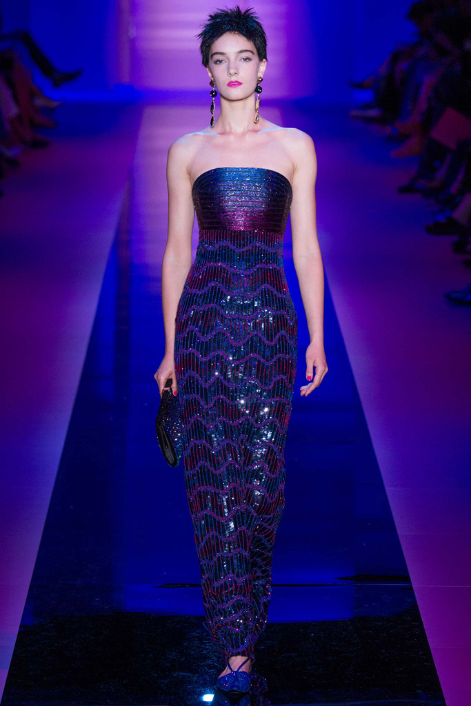 Armani Privé（阿玛尼）2024秋冬巴黎时装秀