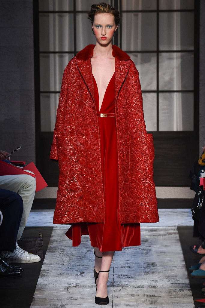 Schiaparelli（夏帕瑞丽）2024巴黎时装秀