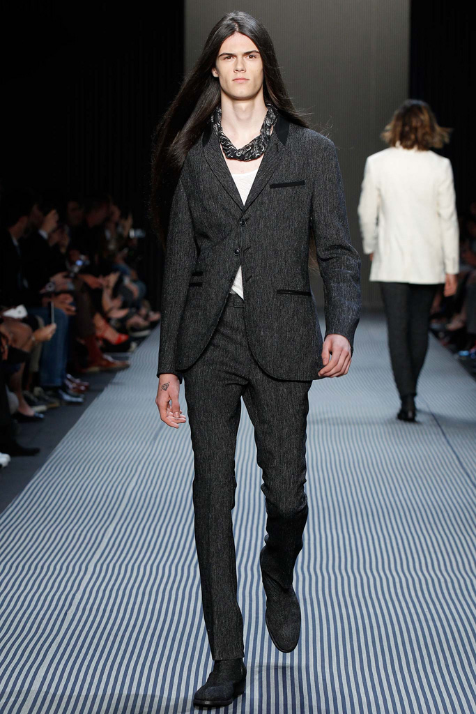 John Varvatos（约翰·瓦维托斯）2024纽约时装周男装秀