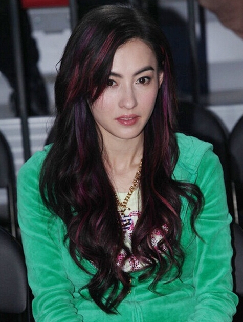 张柏芝闻锋菲复合痛哭 辣妈减龄彩妆精彩图片