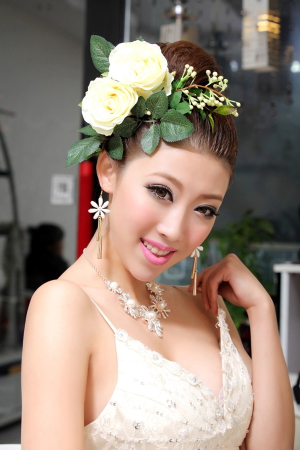 美丽新娘完美妆容造型 定格那最幸福的时刻