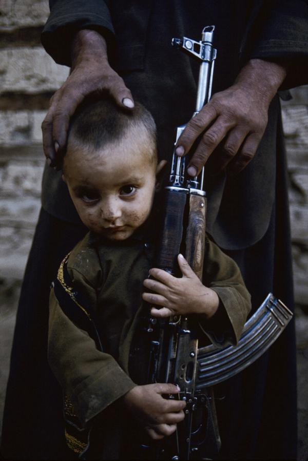 Steve McCurry摄影作品:不同的童年 Steve McCurry摄影作品:不同的童年