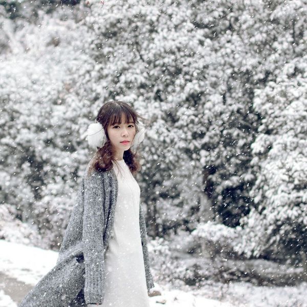 唯美雪地中的女神摄影欣赏