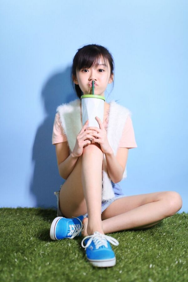 颠簸的余生美女摄影欣赏