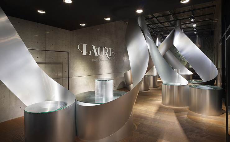 LAURE 化妆品VI设计