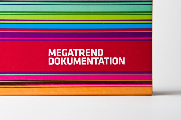 图形画册设计欣赏:MEGATREND DOCUMENTATION