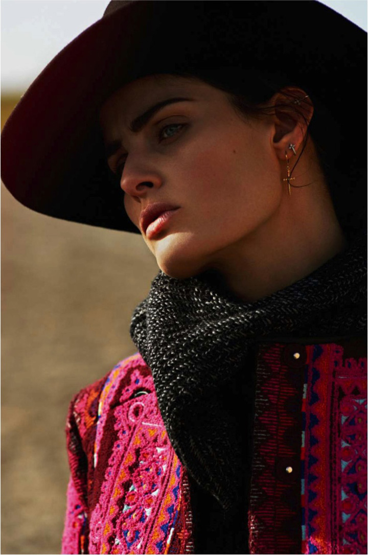 超模Isabeli Fontana 演绎《Elle》杂志时尚大片