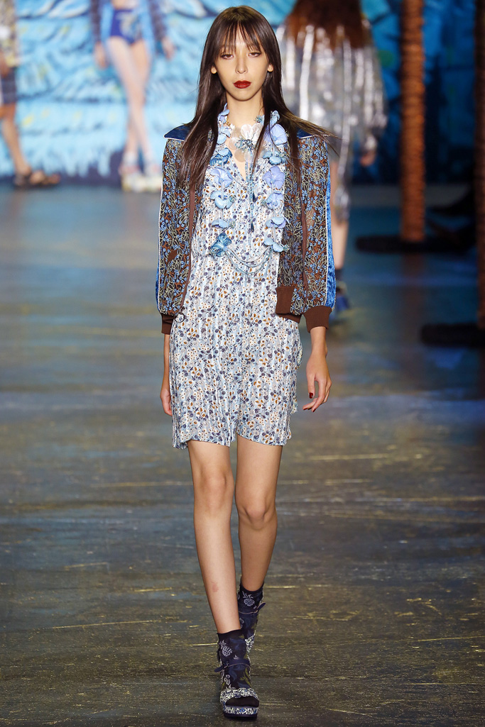 Anna Sui（安娜苏）2024纽约时装秀