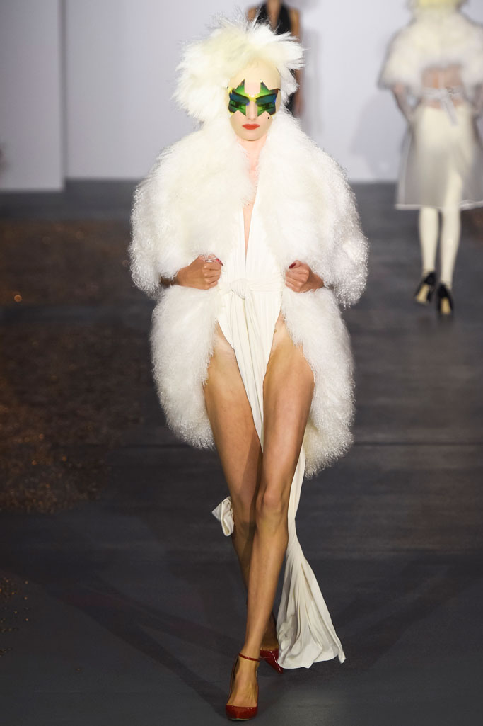 Gareth Pugh 2024伦敦时装秀