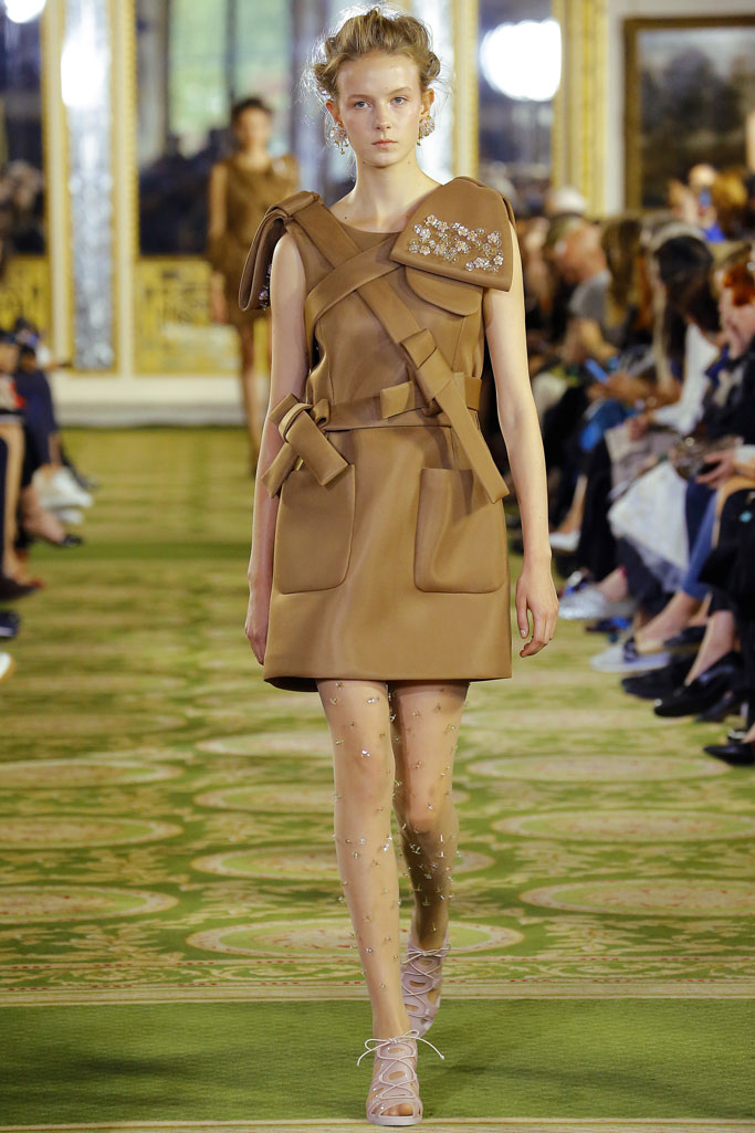 Simone Rocha（西蒙娜·罗莎）2024伦敦时装秀