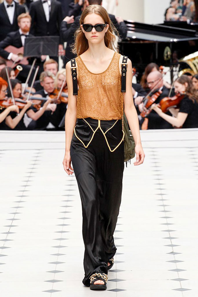 Burberry Prorsum（博柏利·珀松）2024伦敦时装秀