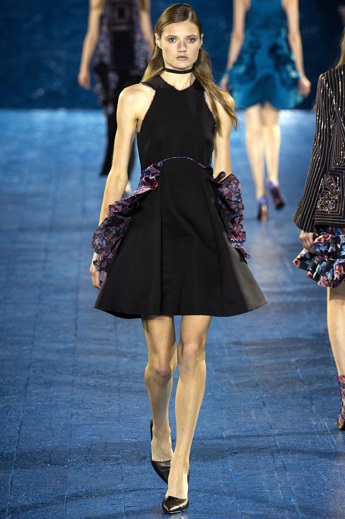 Mary Katrantzou（玛丽·卡特兰佐）2024伦敦时装秀