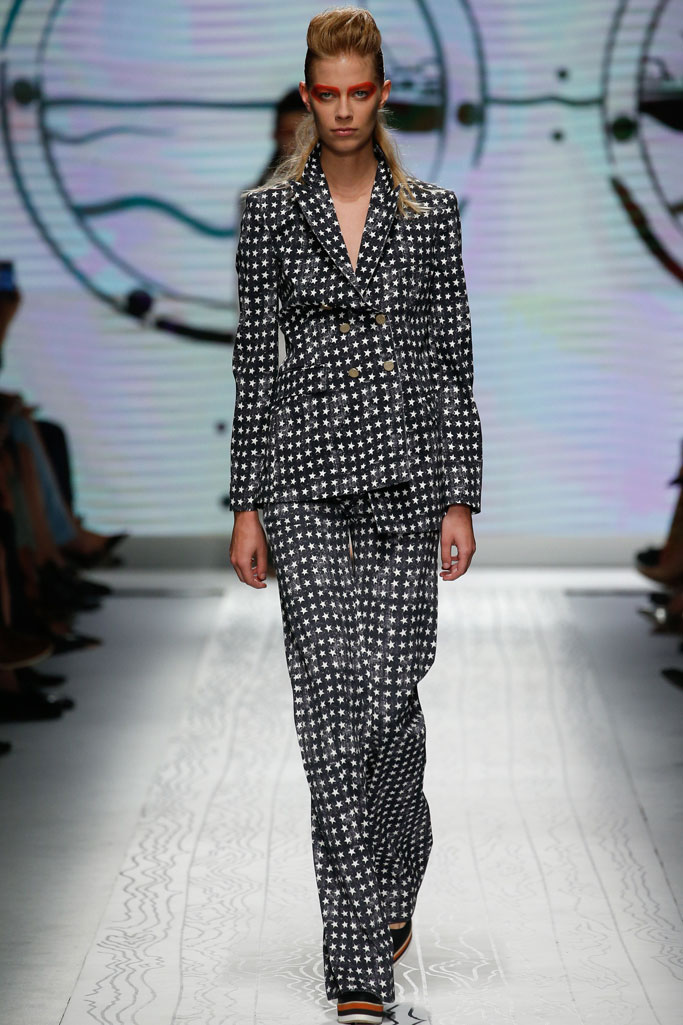 Max Mara（麦丝玛拉）2024米兰时装秀
