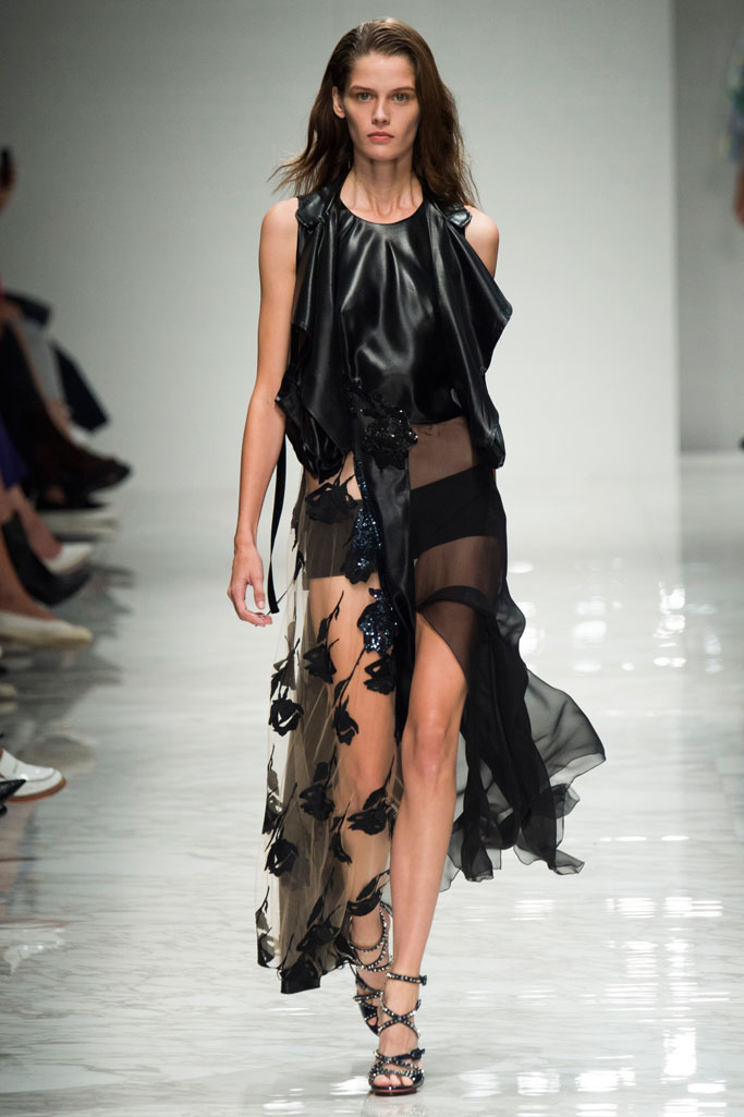 Blumarine（蓝色情人）2024米兰时装秀