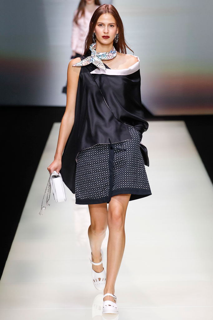 Emporio Armani（安普里奥·阿玛尼）2024米兰时装秀